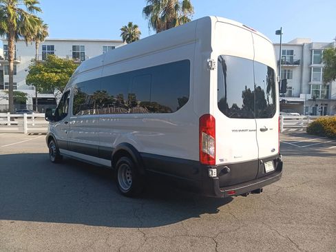 Used 2016 Ford Transit 350 XLT RWD image 6
