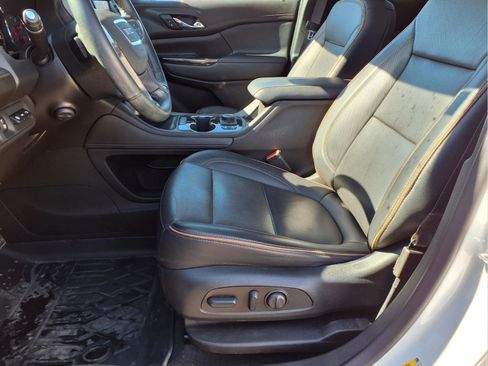 Used 2023 GMC Acadia AT4 w/ Technology Package image 24