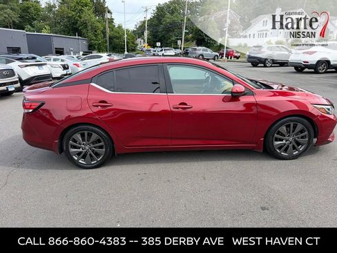 Used 2020 Nissan Sentra SV w/ SV Premium Package FWD image 9