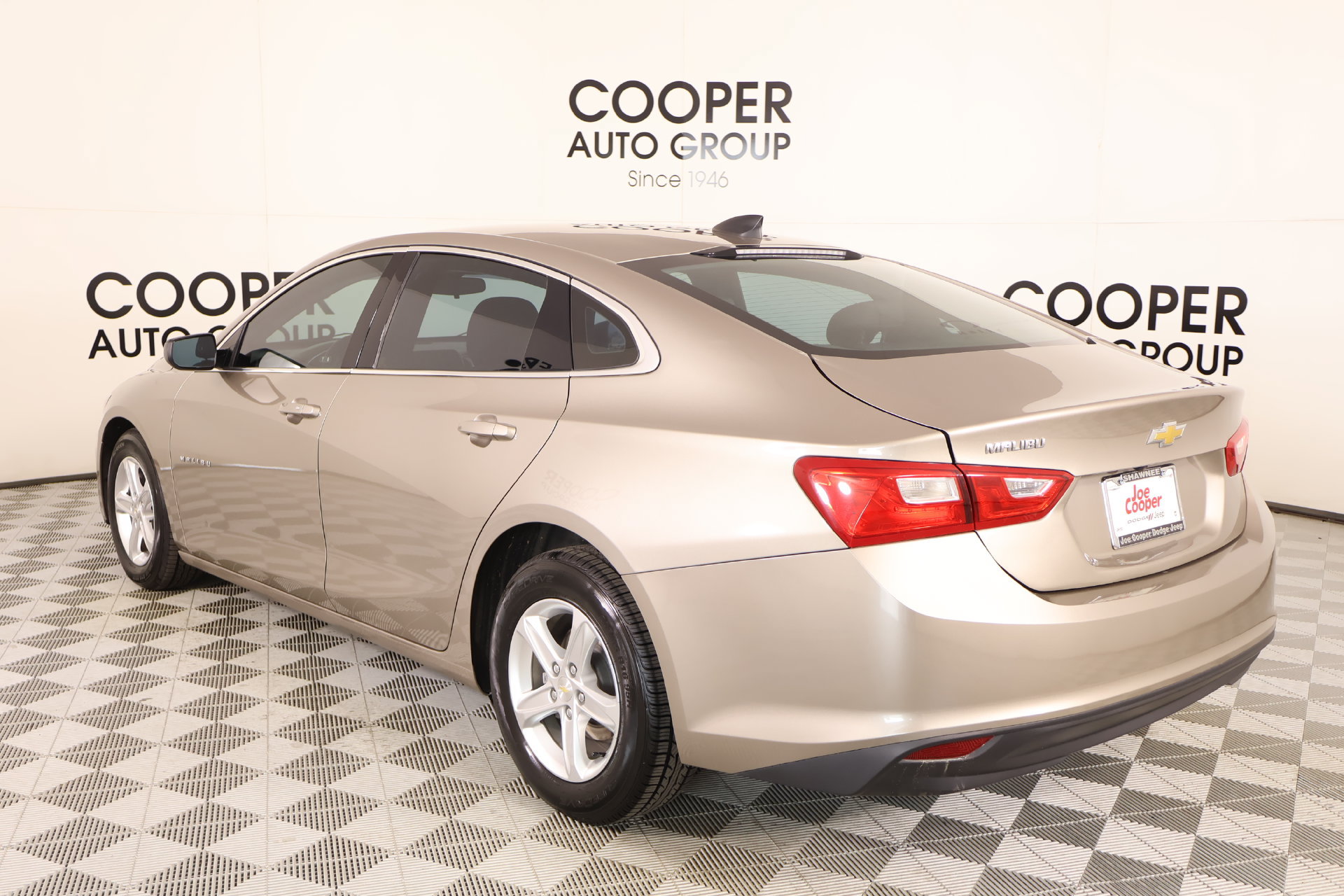 Used 2022 Chevrolet Malibu LS FWD image 21