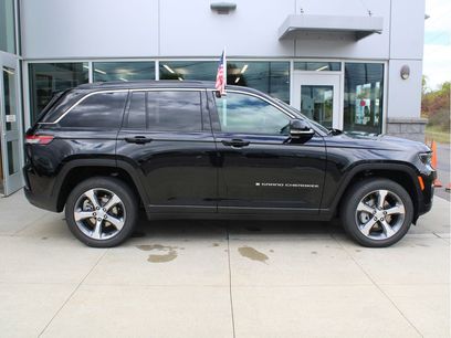 New 2025 Jeep Grand Cherokee Limited w/ Trailer Tow Package