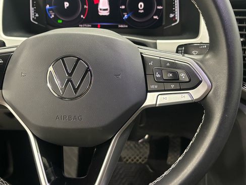 Used 2023 Volkswagen Atlas SE w/ Technology Package w/ Black Wheel Package image 40