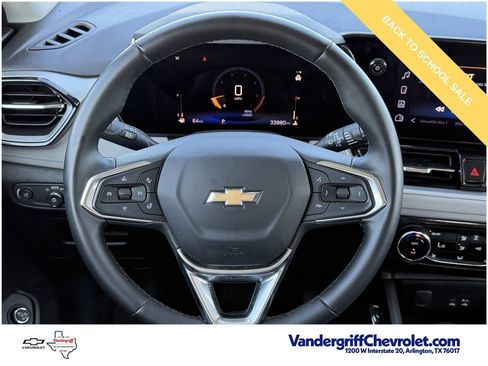 Used 2024 Chevrolet TrailBlazer LT w/ Convenience Package FWD image 12