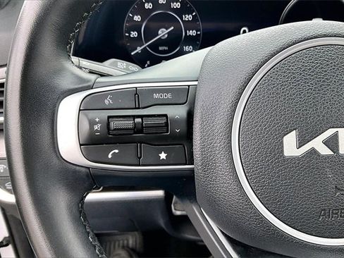 Used 2023 Kia Sportage SX image 11