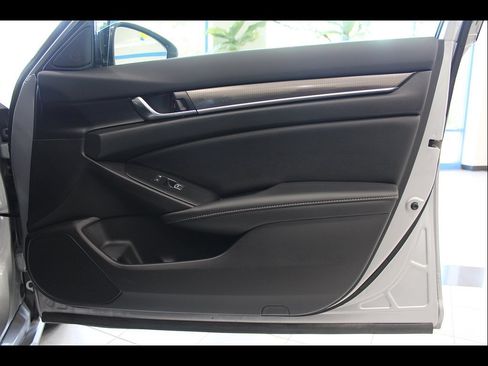 Certified 2022 Honda Accord Sport image 25