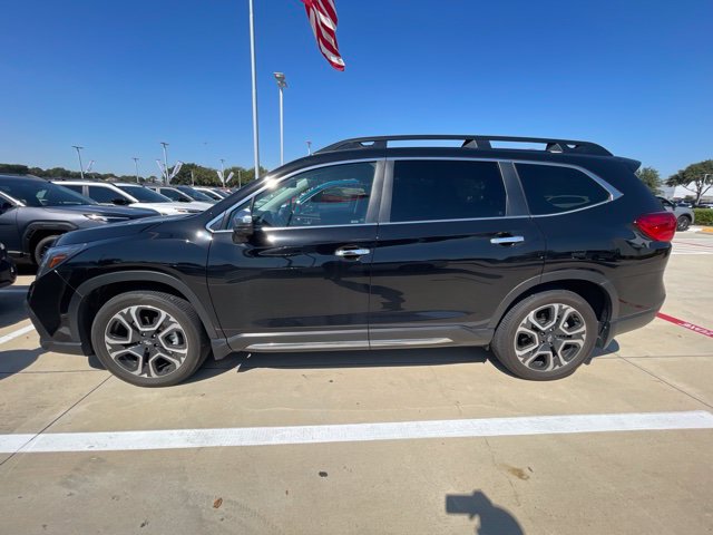 Used 2023 Subaru Ascent Touring AWD/4WD image 2