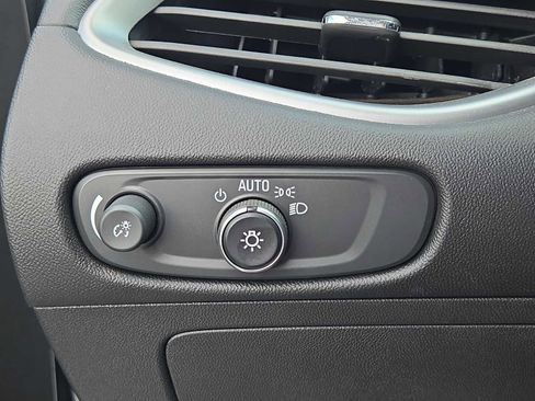 Used 2024 Chevrolet Malibu LS FWD image 20