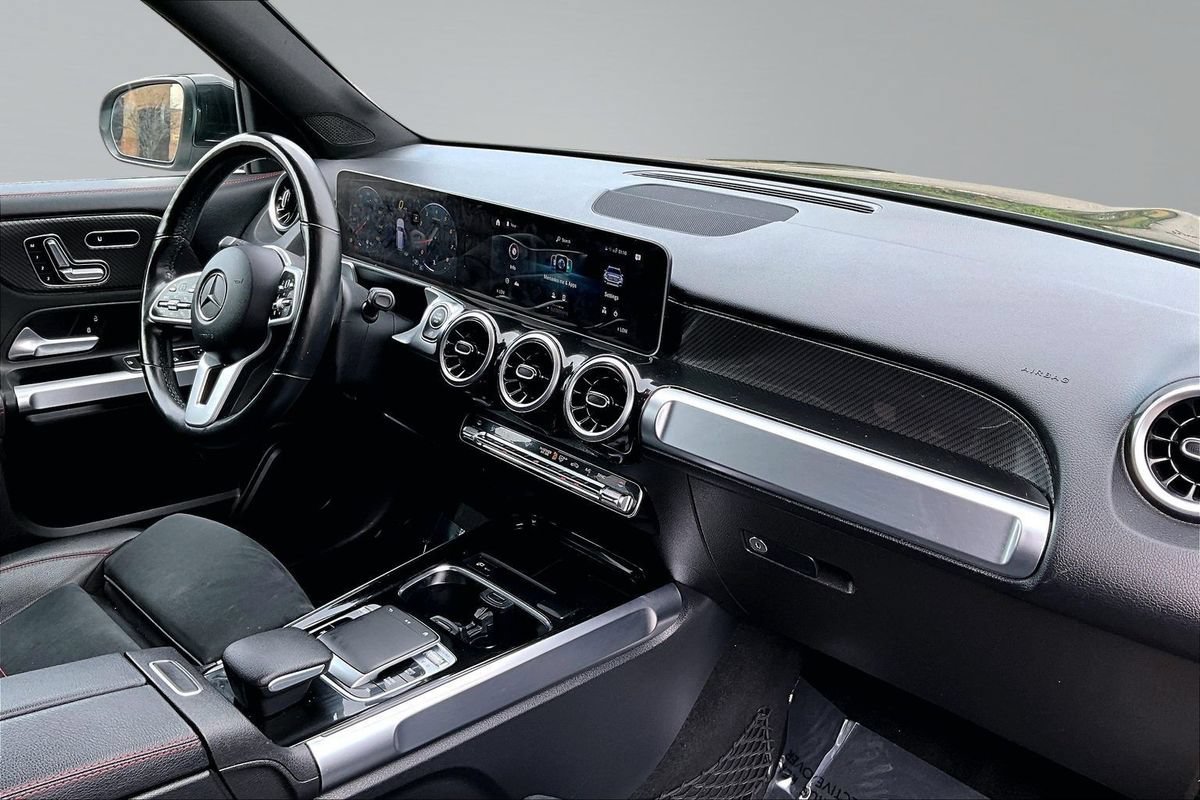 Used 2020 Mercedes-Benz GLB 250 4MATIC image 13
