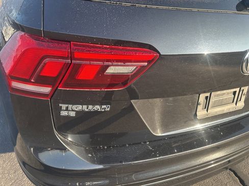 Used 2021 Volkswagen Tiguan SE R-Line image 15