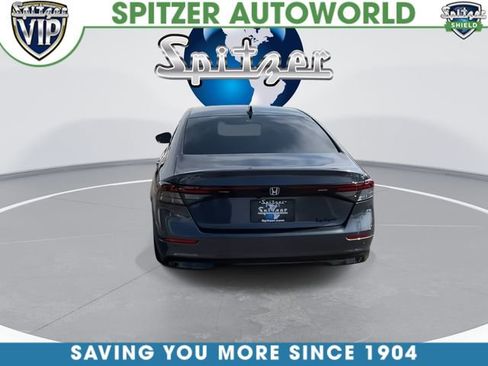 Used 2024 Honda Accord Touring image 9