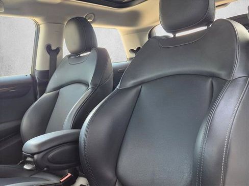 Used 2019 MINI Cooper S FWD image 6