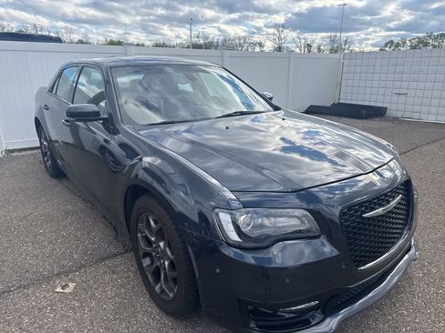 Used 2016 Chrysler 300 S w/ 300S Premium Group AWD/4WD image 22