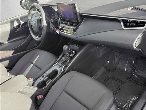 Used 2023 Toyota Corolla LE image 15
