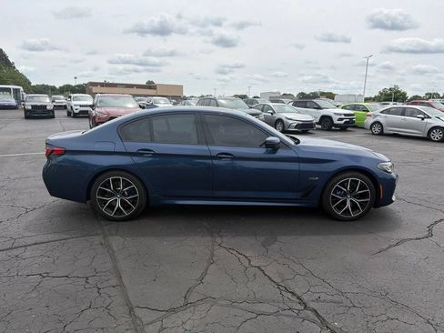Used 2023 BMW 530e xDrive w/ Executive Package AWD/4WD image 5