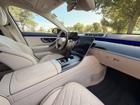 Certified 2024 Mercedes-Benz S 580 4MATIC Sedan image 19