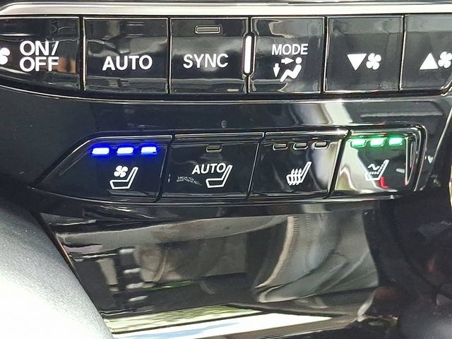 Certified 2026 Acura MDX w/ Advance Package AWD/4WD image 26
