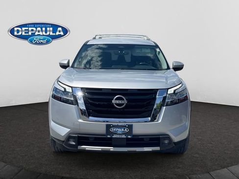 Used 2022 Nissan Pathfinder SL AWD/4WD image 10