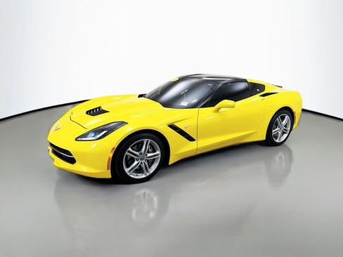 Used 2016 Chevrolet Corvette Stingray Coupe image 3