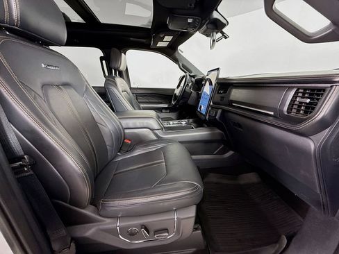 Used 2023 Ford Expedition Max Platinum image 34