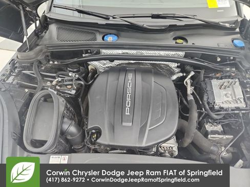Used 2020 Porsche Macan AWD/4WD image 34