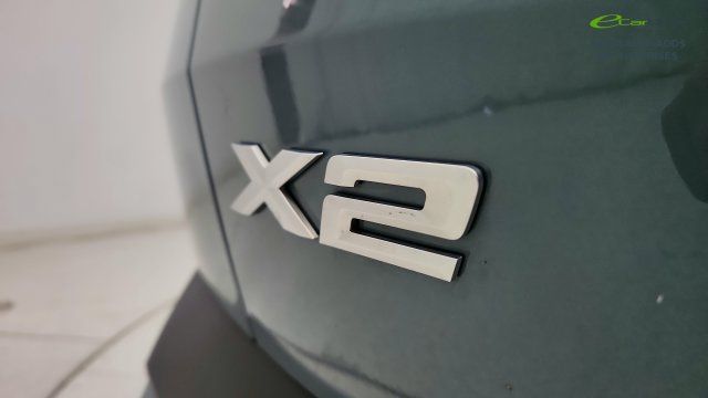 Used 2026 BMW X2 xDrive28i AWD/4WD image 32