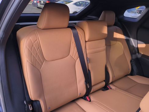 Certified 2025 Lexus RX 350 FWD image 34