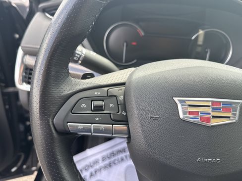 Used 2023 Cadillac XT4 Sport image 15