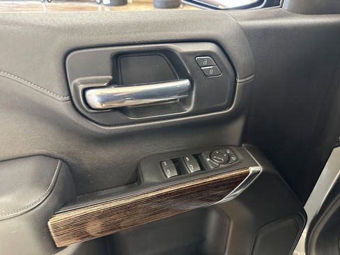 Used 2020 GMC Sierra 1500 Elevation w/ Elevation Value Package image 12