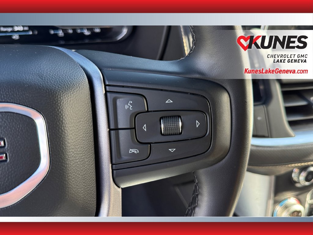 Used 2024 GMC Yukon SLT AWD/4WD image 15
