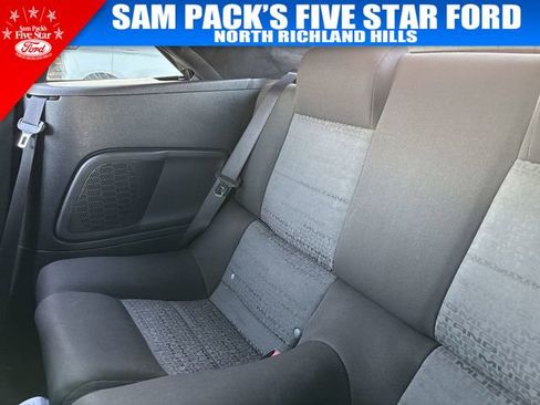 Used 2007 Ford Mustang Deluxe image 14