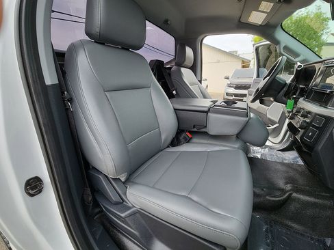 Used 2023 Ford F250 XL w/ XL Driver Assist Package RWD image 23