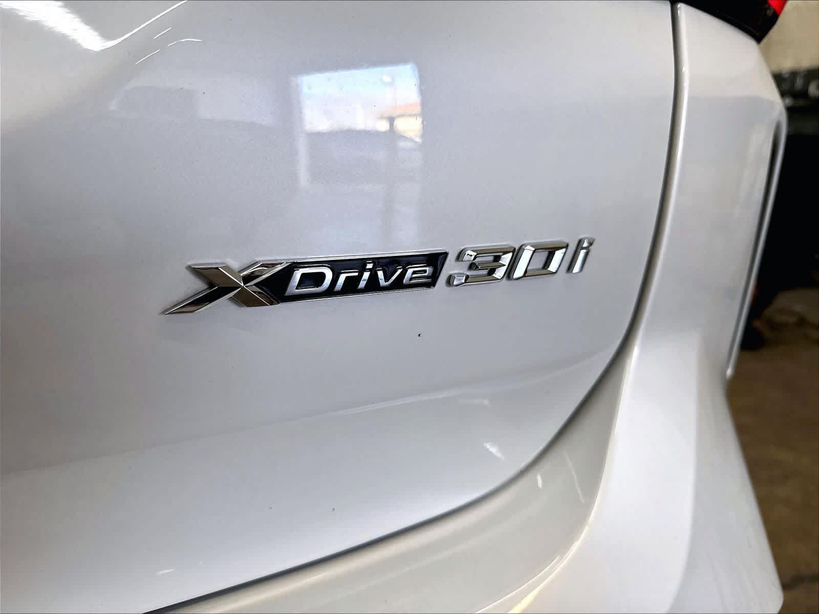 Used 2024 BMW X3 xDrive30i w/ Premium Package AWD/4WD image 11