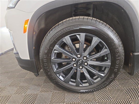 Certified 2023 Chevrolet Traverse RS AWD/4WD image 36