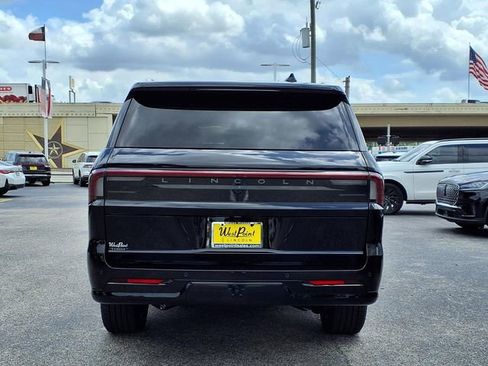 New 2026 Lincoln Navigator L Black Label AWD/4WD image 5