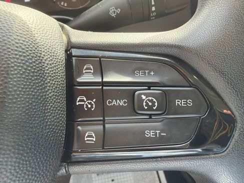 Used 2025 RAM ProMaster 2500 w/ Convenience Group FWD image 8
