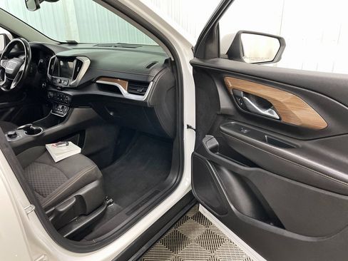 Used 2018 GMC Terrain SLE image 30