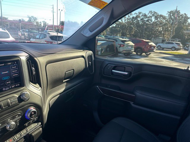 Used 2021 GMC Sierra 1500 SLT w/ SLT Premium Plus Package AWD/4WD image 16