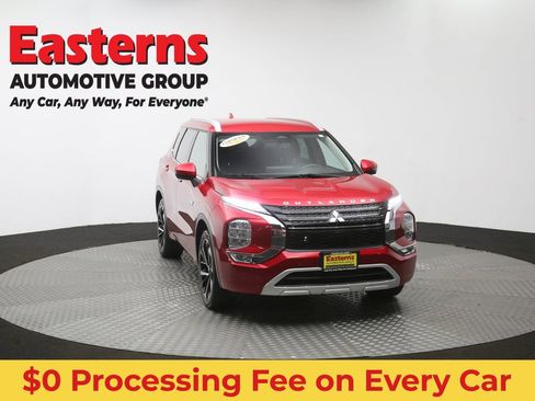 Used 2023 Mitsubishi Outlander SEL AWD/4WD image 53