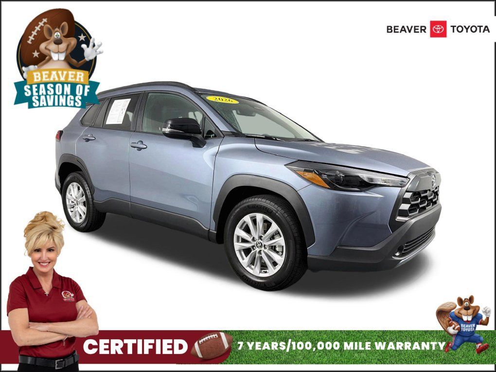 Used 2026 Toyota Corolla Cross LE FWD image 1