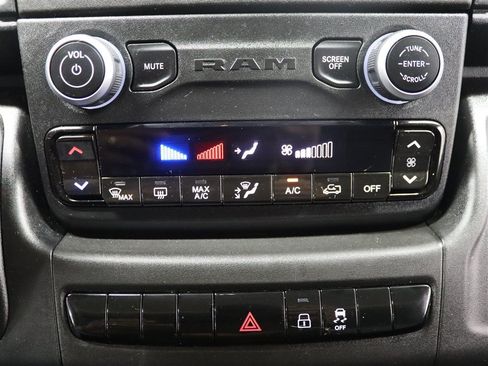 Used 2023 RAM ProMaster 2500 FWD image 32