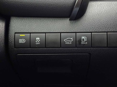 Used 2020 Toyota Camry XSE w/ Carpet Mat Package image 33