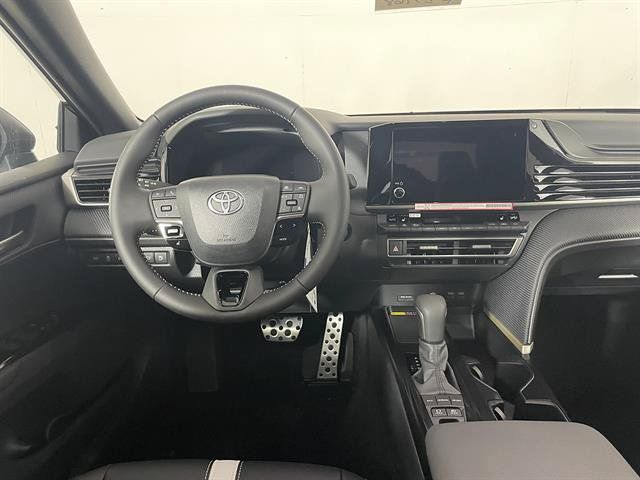 New 2026 Toyota Camry Hybrid AWD/4WD image 12