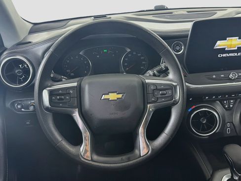 Used 2023 Chevrolet Blazer LT w/ Convenience Package FWD image 17
