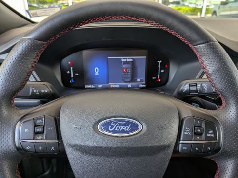 Certified 2025 Ford Escape ST-Line Select AWD/4WD image 28