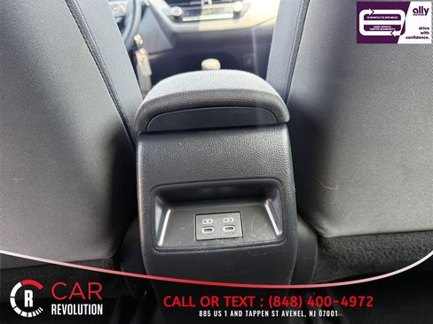 Used 2024 Toyota Corolla LE FWD image 25