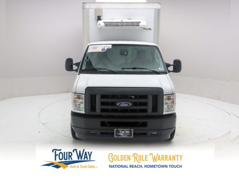 Used 2023 Ford E-350 and Econoline 350 Super Duty w/ Power Windows & Locks Group RWD image 8