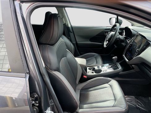 Used 2024 Subaru Crosstrek 2.5i Limited AWD/4WD image 29