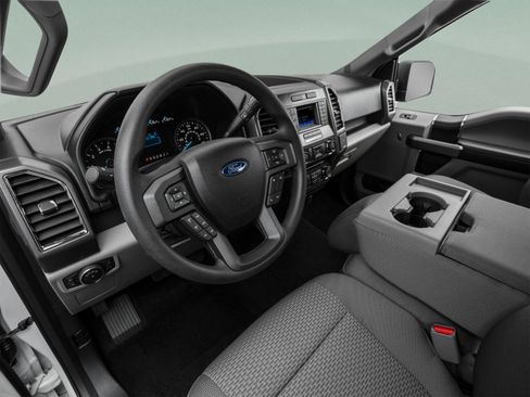 Used 2015 Ford F150 XLT w/ Equipment Group 302A Luxury RWD image 37