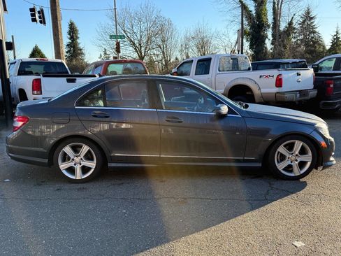 Used 2011 Mercedes-Benz C 300 4MATIC Sedan image 7