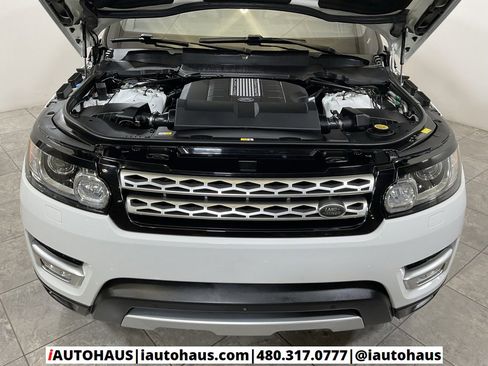 Used 2017 Land Rover Range Rover Sport HSE image 10